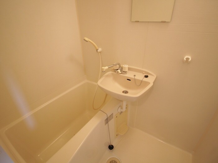 物件内観写真12　(バス／シャワールーム等)