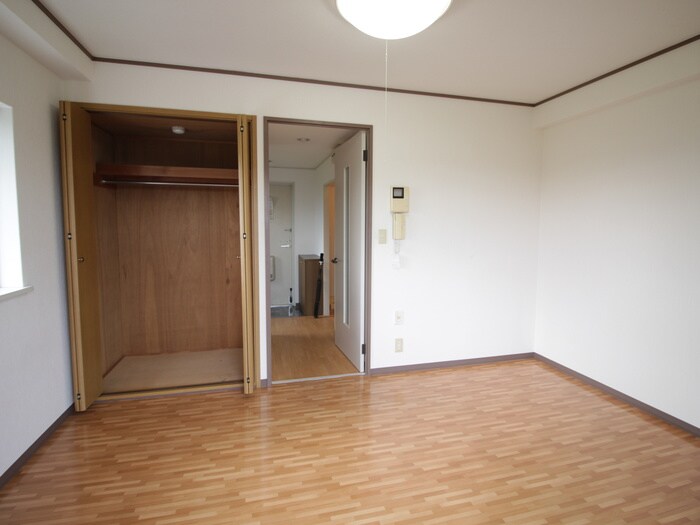 物件内観写真22　(居室)