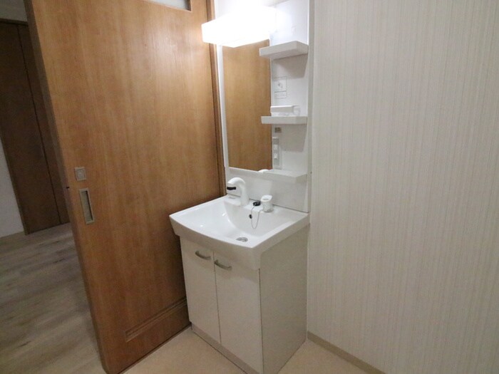 物件内観写真8　(収納)