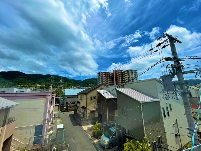 物件内観写真22　(室内からの展望)