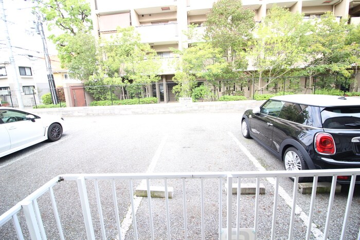 物件内観写真17　(室内からの展望)