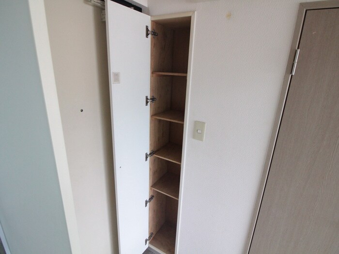 物件内観写真12　(靴箱)