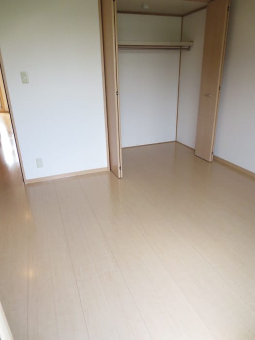 物件内観写真13　(収納)