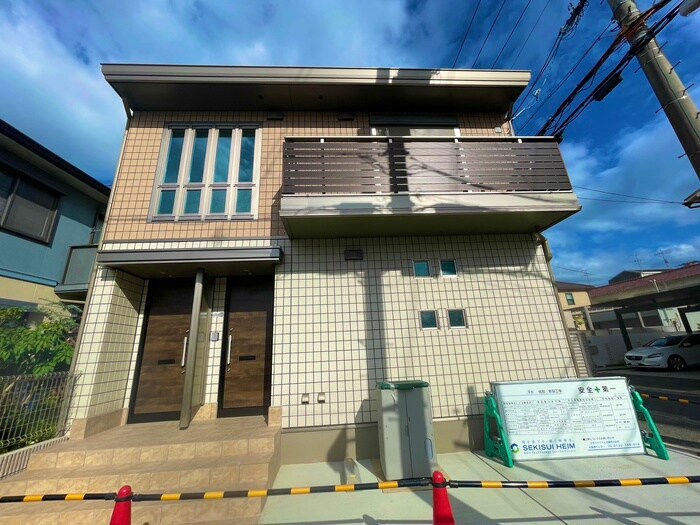 物件外観写真5　(建築中)