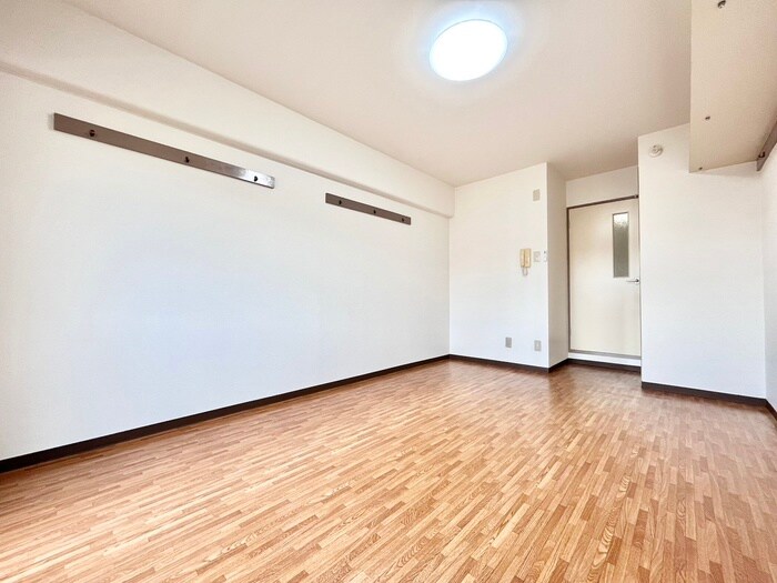 物件内観写真6　(居室)