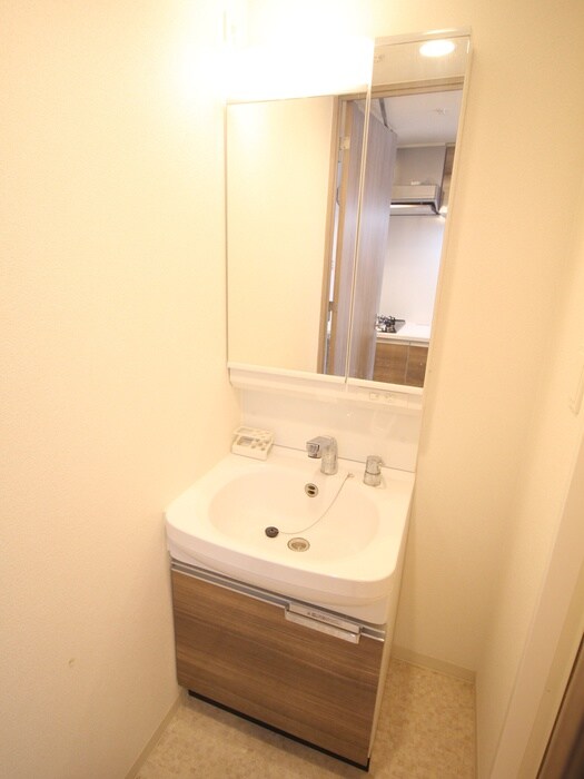 物件内観写真12　(収納)