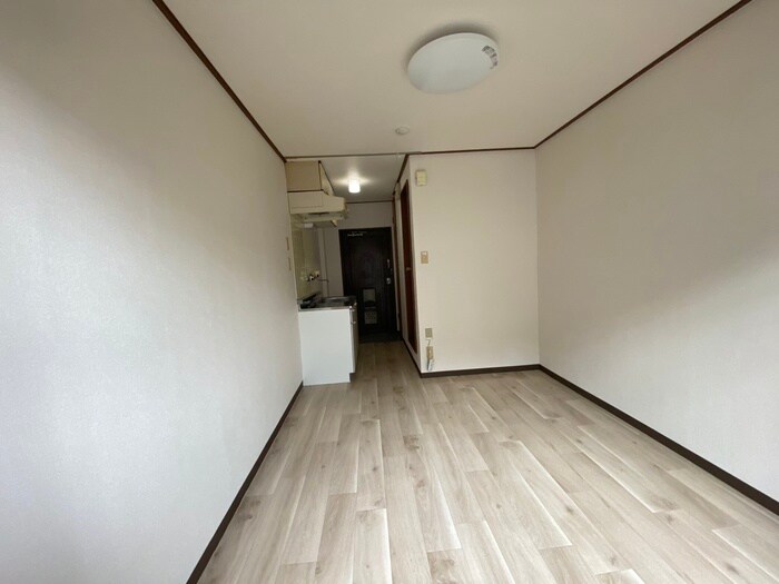 物件内観写真5　(居室)