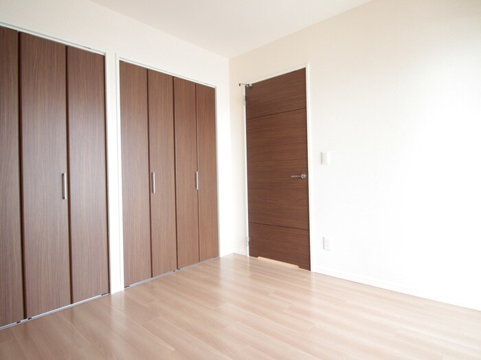 物件内観写真9　(居室)