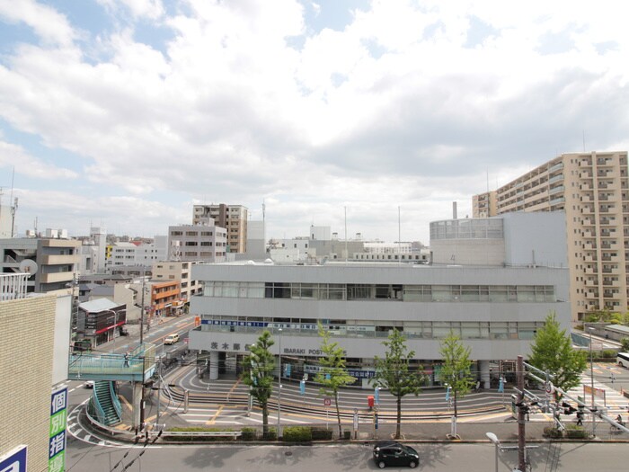 物件内観写真16　(室内からの展望)