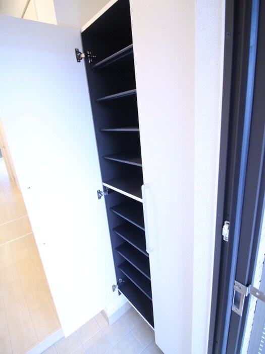 物件内観写真17　(靴箱)