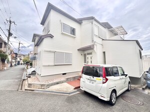 国松町８－３０貸家外観写真