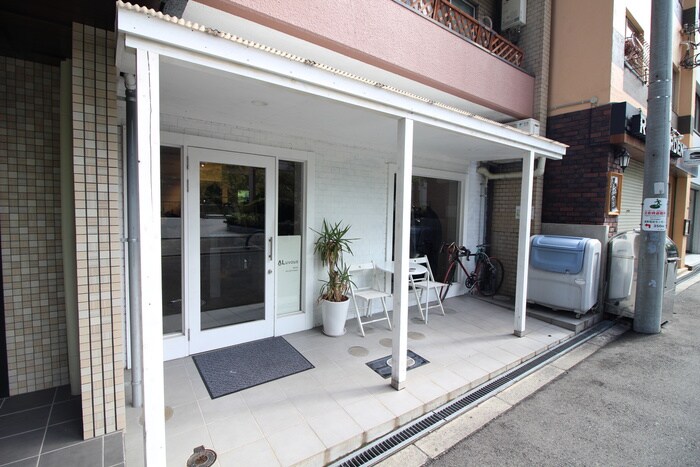 物件外観写真4　(周辺環境)