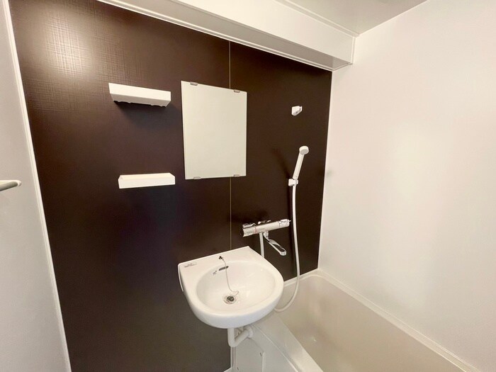 物件内観写真12　(洗面)