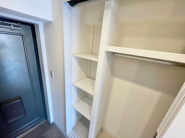 物件内観写真15　(靴箱)