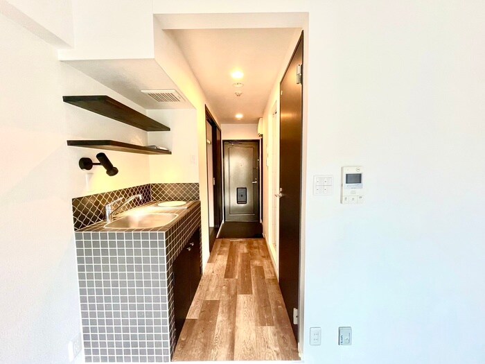 物件内観写真16　(廊下)