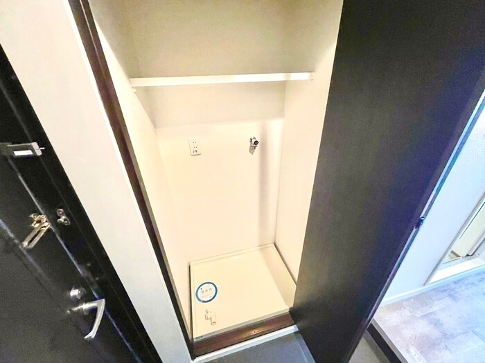 物件内観写真20　(洗濯機置場)
