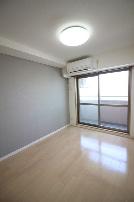 物件内観写真15　(居室)