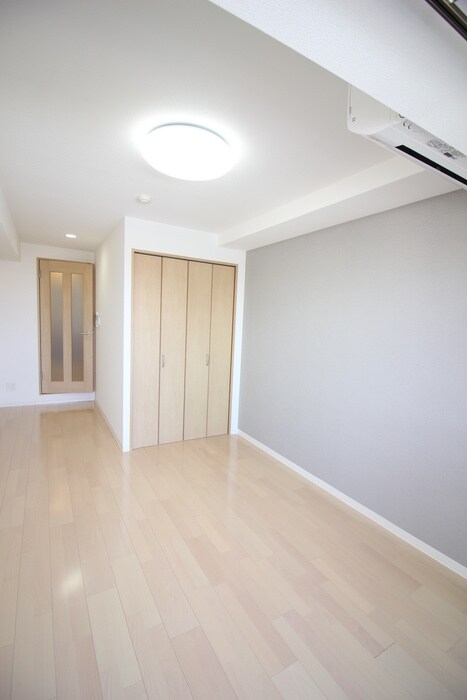 物件内観写真19　(居室)