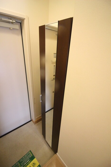 物件内観写真15　(靴箱)