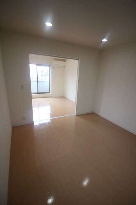 物件内観写真17　(居室)