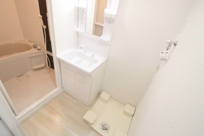 物件内観写真17　(洗濯機置場)