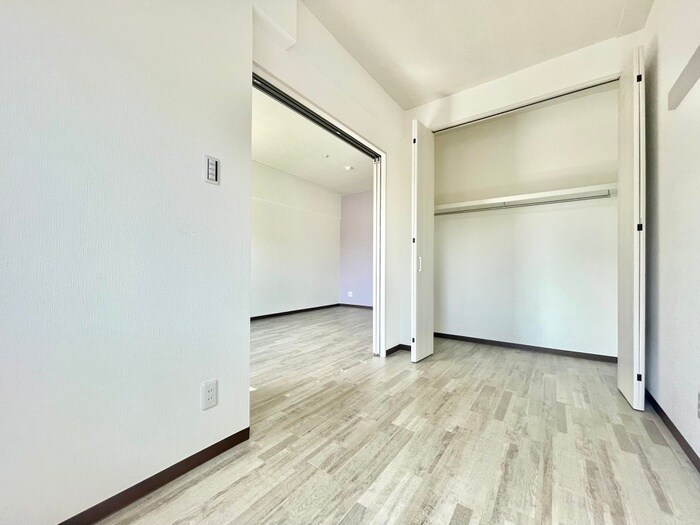 物件内観写真6　(居室)