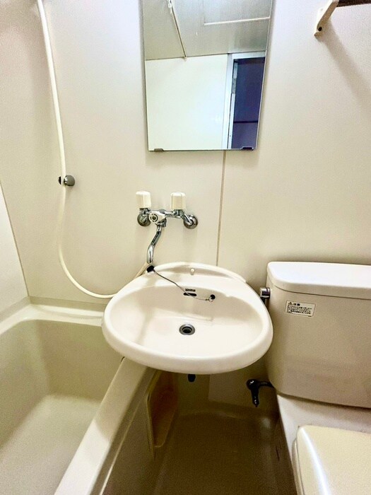 物件内観写真8　(洗面)