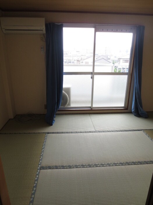 物件内観写真15　(室内からの展望)