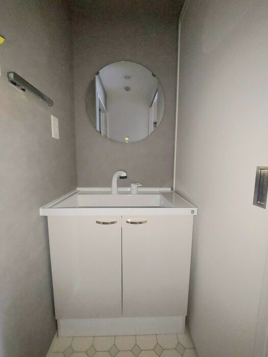 物件内観写真12　(洗面)