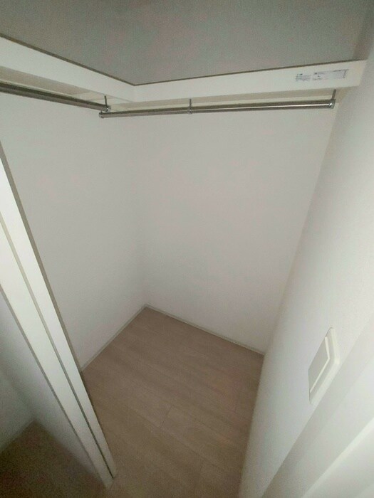 物件内観写真13　(収納)