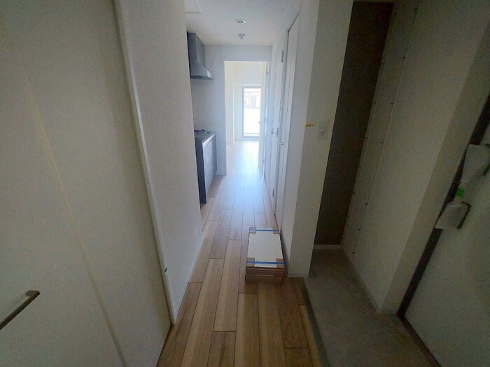 物件内観写真18　(廊下)