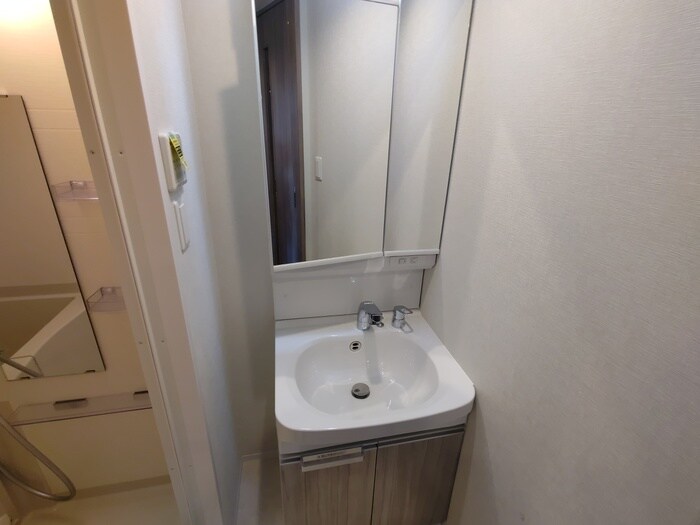 物件内観写真9　(洗面)