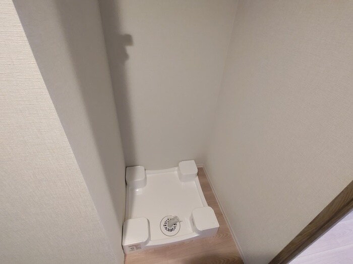 物件内観写真18　(洗濯機置場)