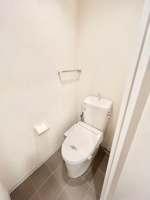 物件内観写真13　(トイレ)