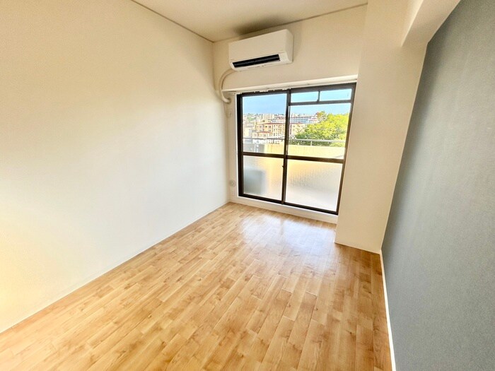 物件内観写真13　(居室)