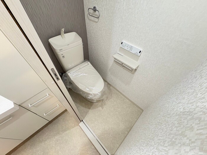 物件内観写真14　(トイレ)