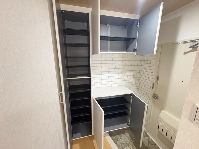 物件内観写真18　(靴箱)