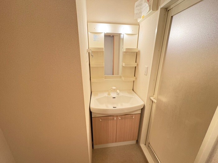 物件内観写真11　(洗面)