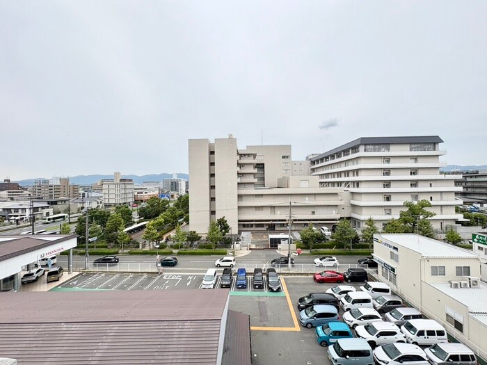 物件内観写真22　(室内からの展望)