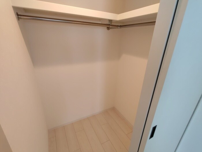 物件内観写真13　(収納)