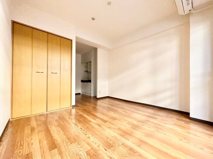 物件内観写真6　(居室)