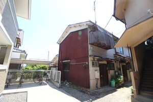 八幡今田借家外観写真
