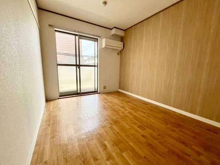 物件内観写真7　(居室)