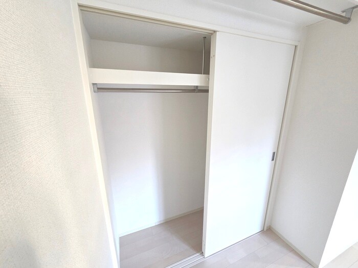 物件内観写真15　(収納)
