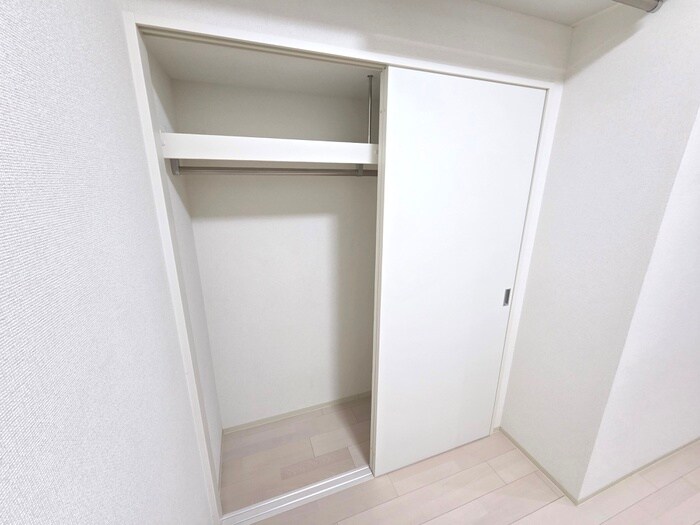 物件内観写真15　(収納)