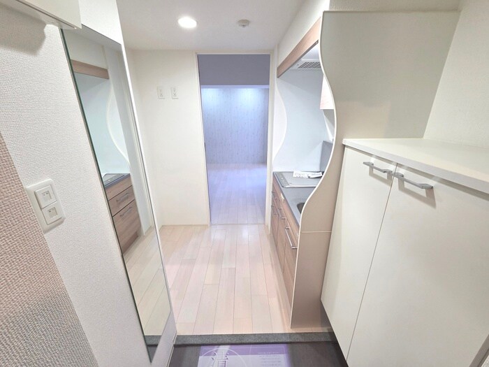 物件内観写真18　(廊下)