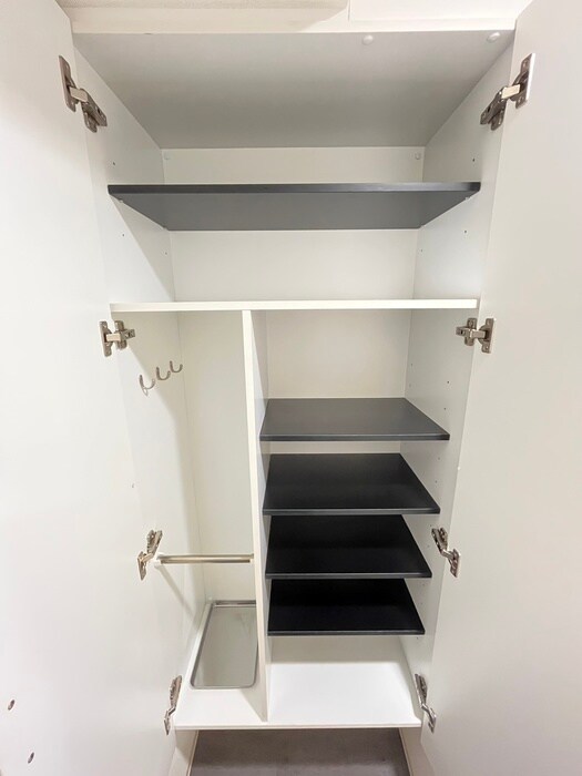 物件内観写真18　(靴箱)