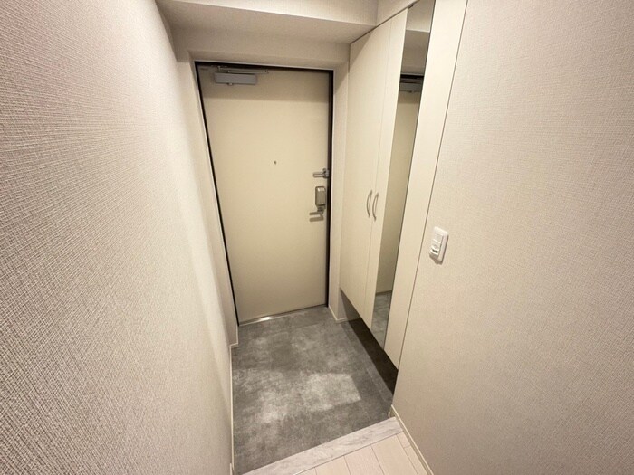 物件内観写真14　(玄関)
