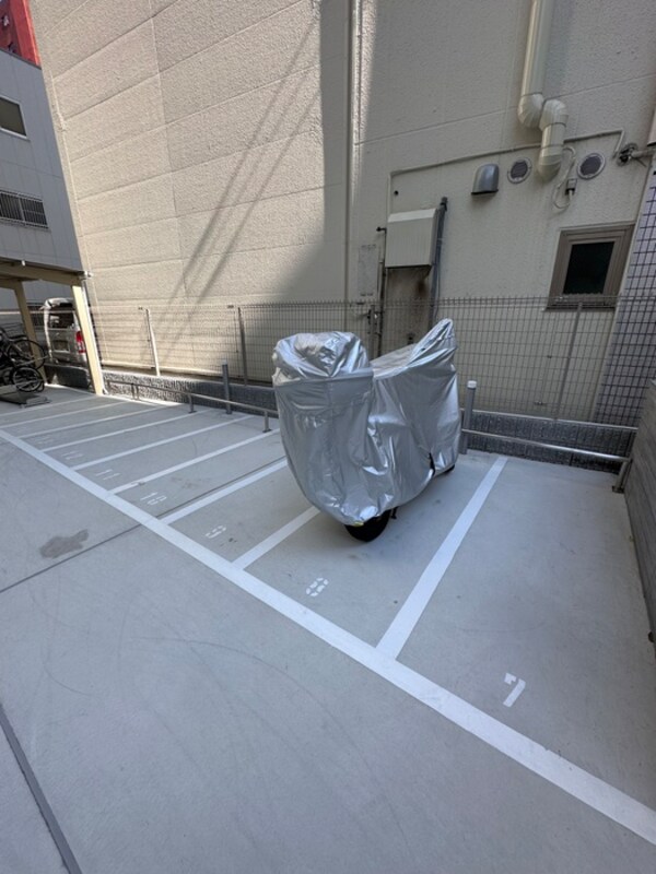 バイク置き場
