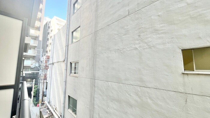 物件内観写真22　(室内からの展望)